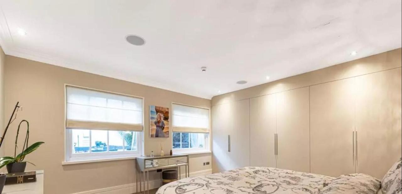 St Johns Wood 3 Bed Executive * Londra